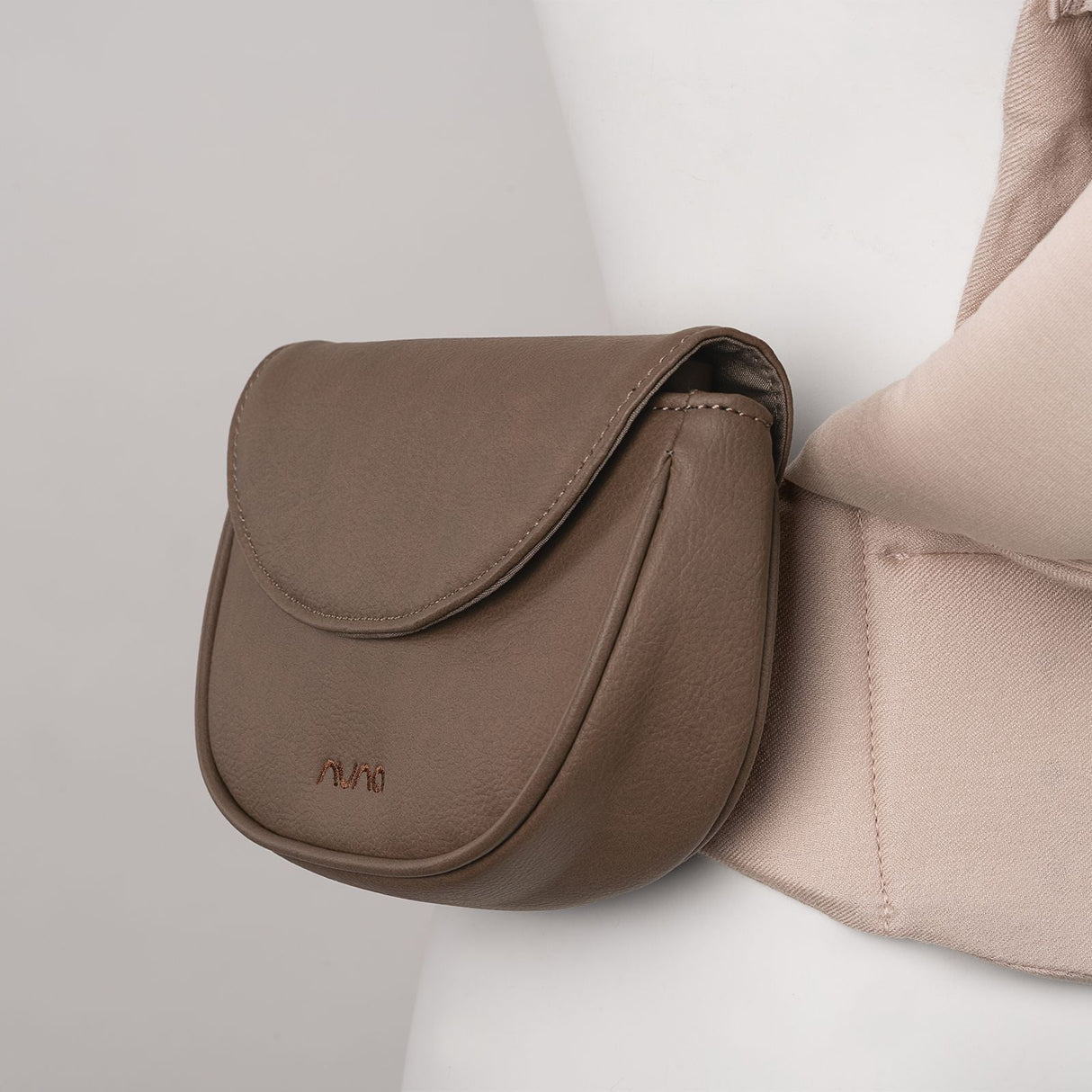 New! Nuna CUDL LUXE Baby Carrier
