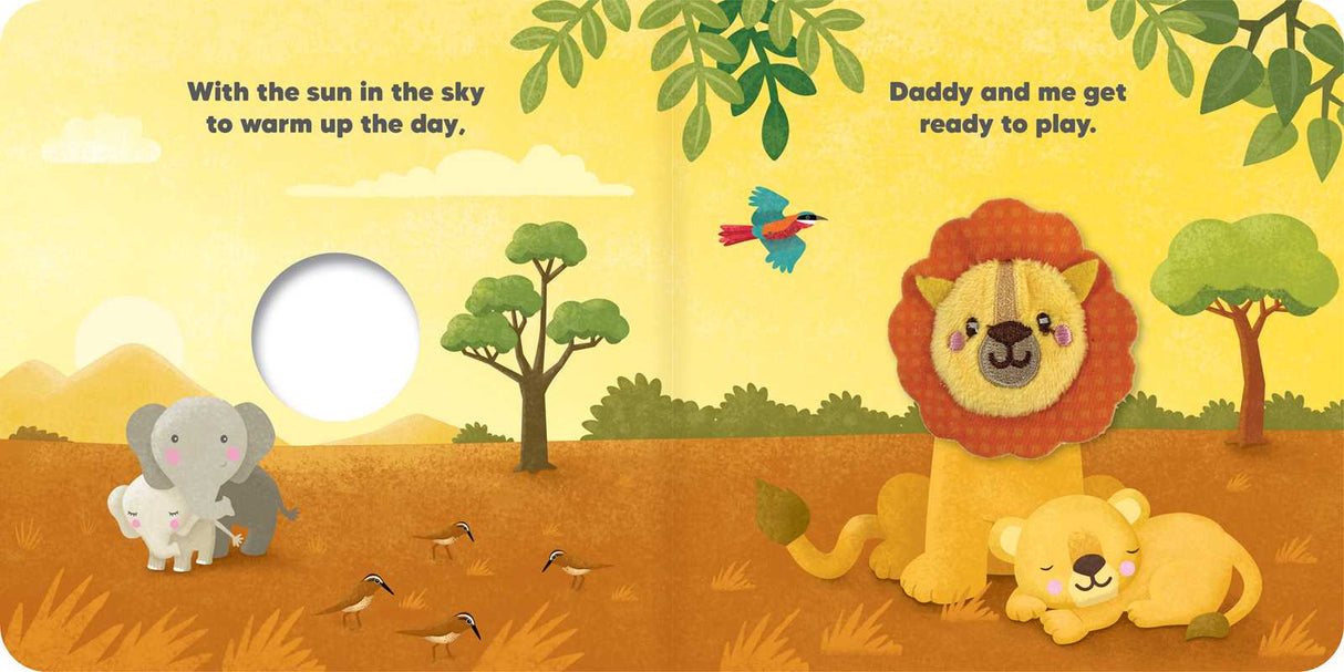 Daddy & Me: Finger Puppet Board Book by