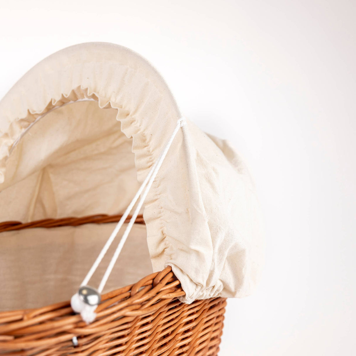 Wicker Pram Eggshell