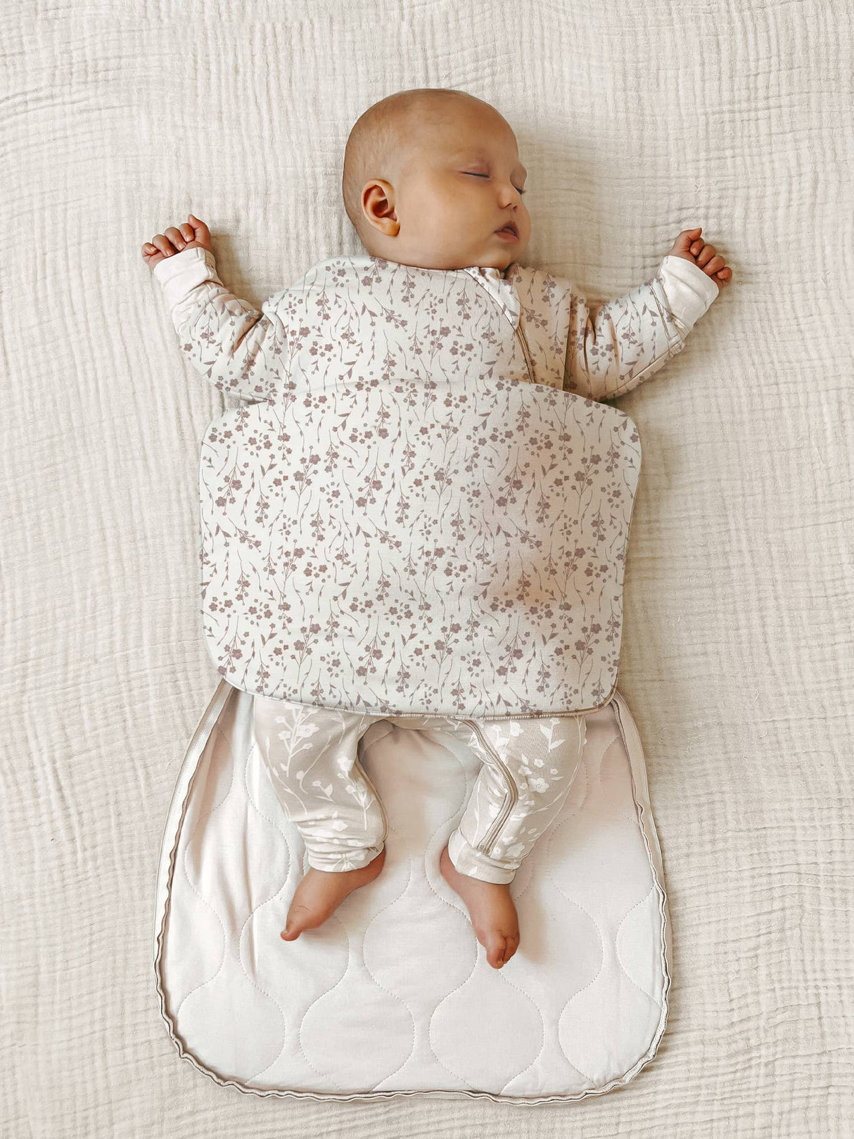 FW25 LONG SLEEVE TRANSITIONAL SWADDLE