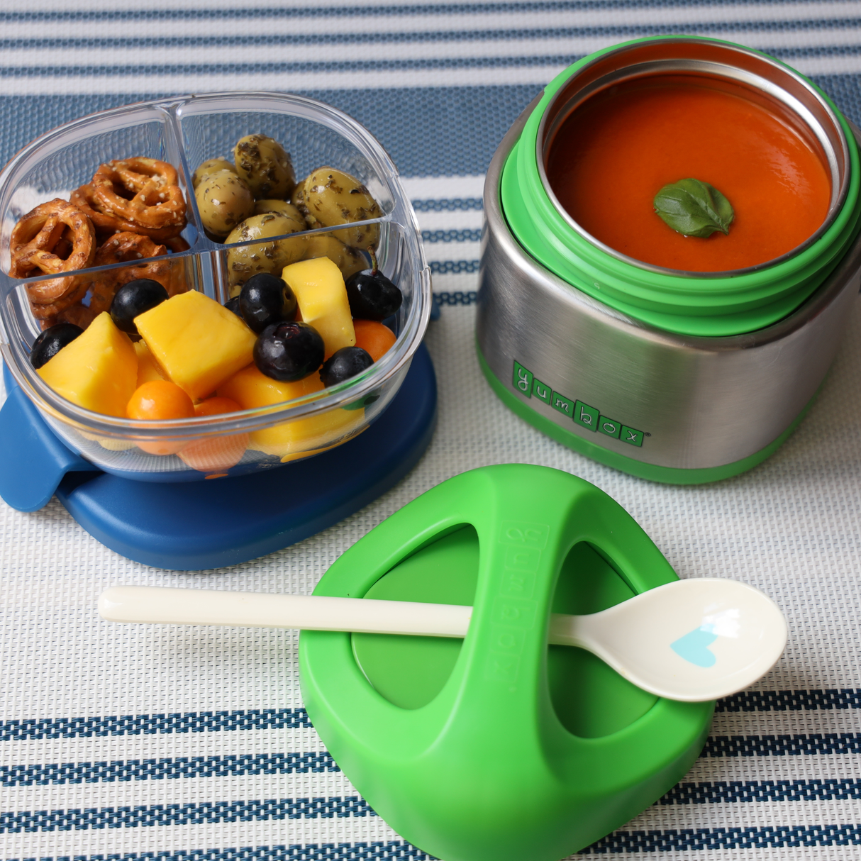 Yumbox Cubi Thermal Food Jar for Kids - Easy Carry and Open Lid 10 oz - Apple Green