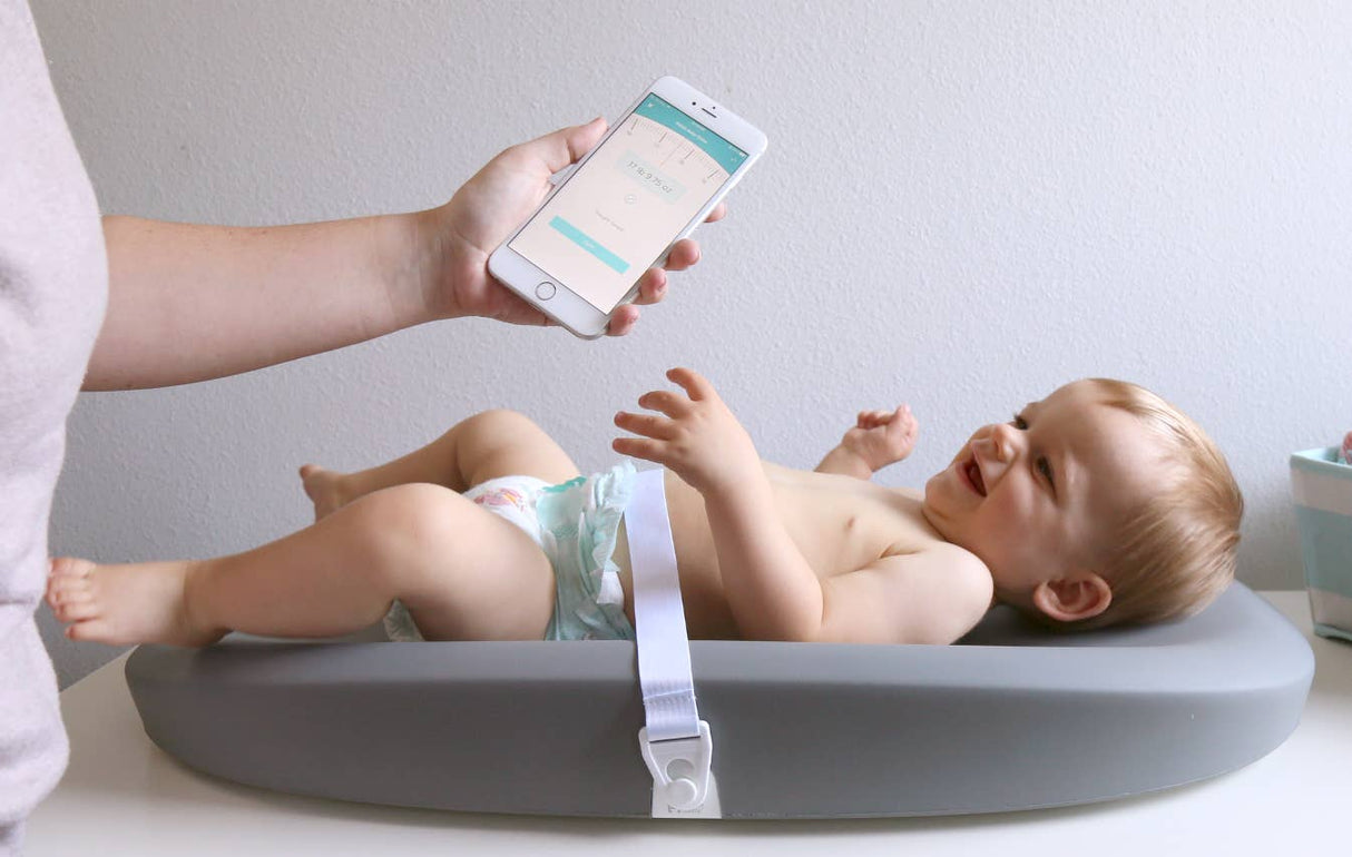 Hatch Grow Smart Changing Pad & Scale