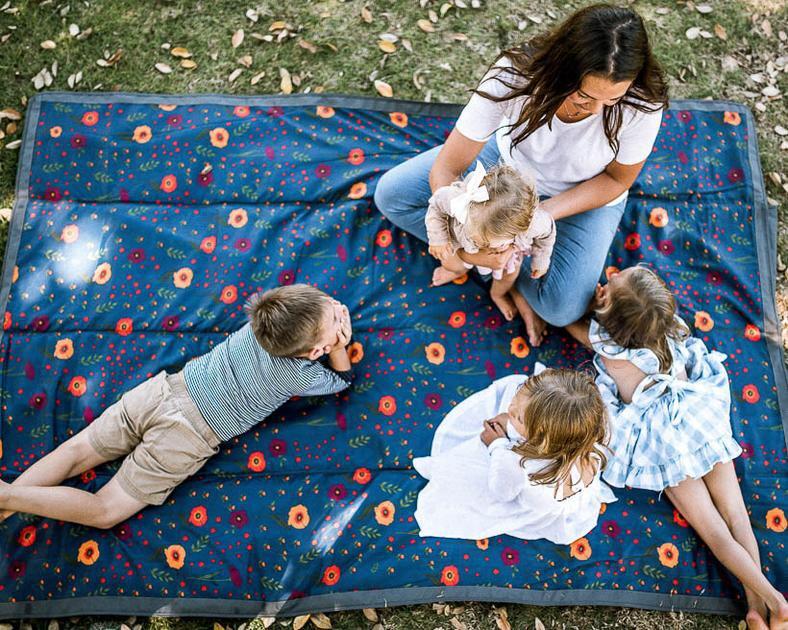 Little Unicorn Outdoor Blanket 5" x 5" - Tadpole