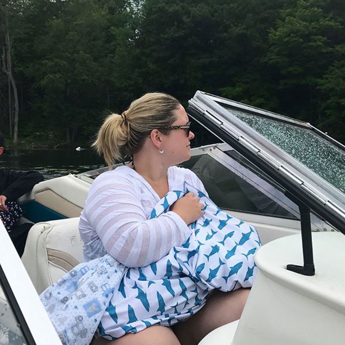 Luv Bug UPF 50+ Sunscreen Towel with Hood - Tadpole