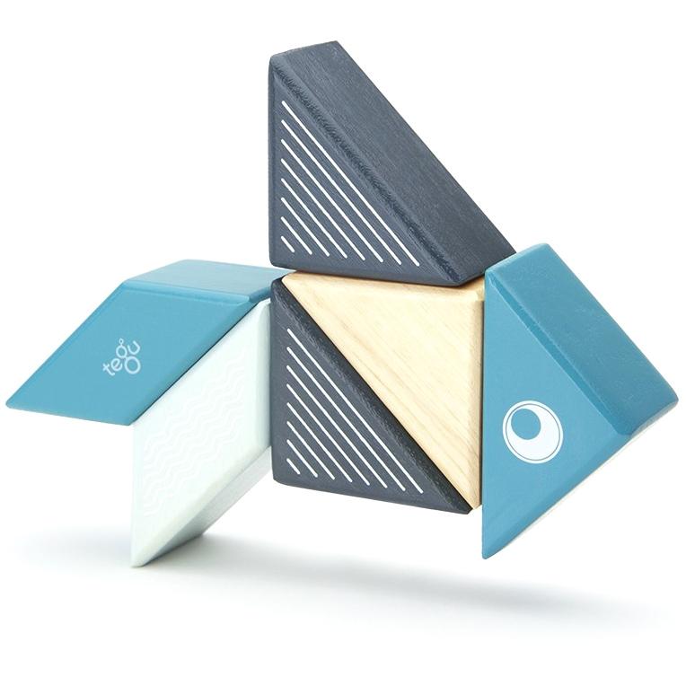 Tegu Travel Pals Whale - Tadpole