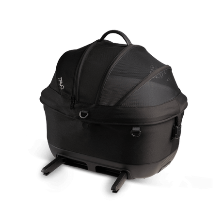Maeve iso6X Pet Car Seat - angle with ISOFIX