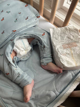 SWADDLE
