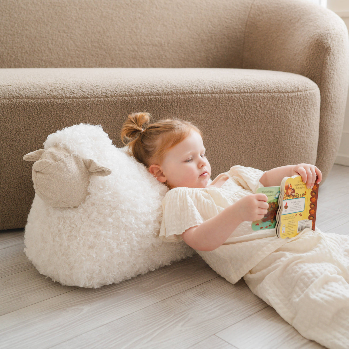 BAA BAA Sheep POUFF // Ride-on toys