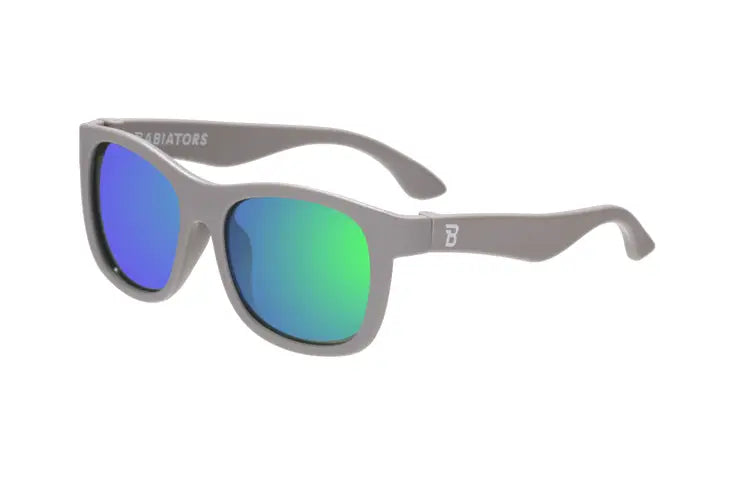 Polarized Navigator: Graphite Gray | Green Mirrored Lens