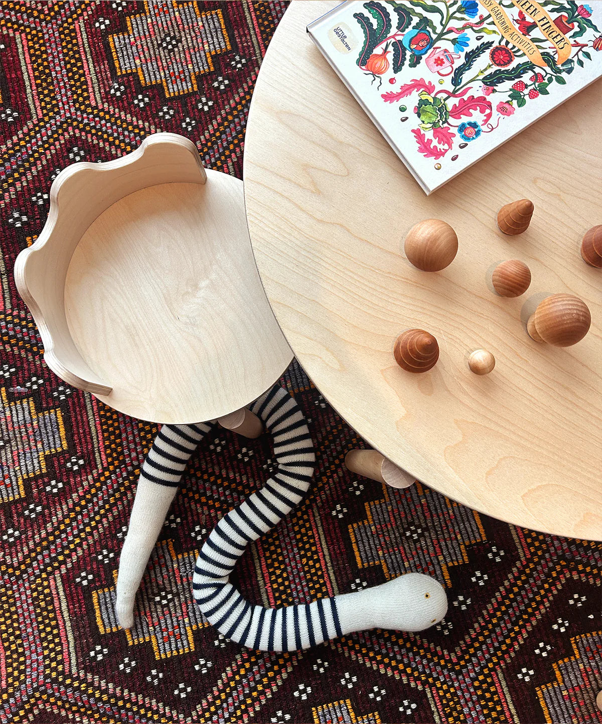 Oeuf Moss Table
