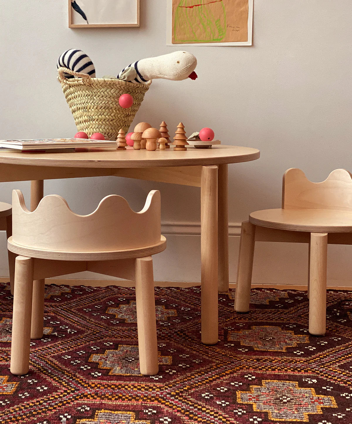 Oeuf Moss Table