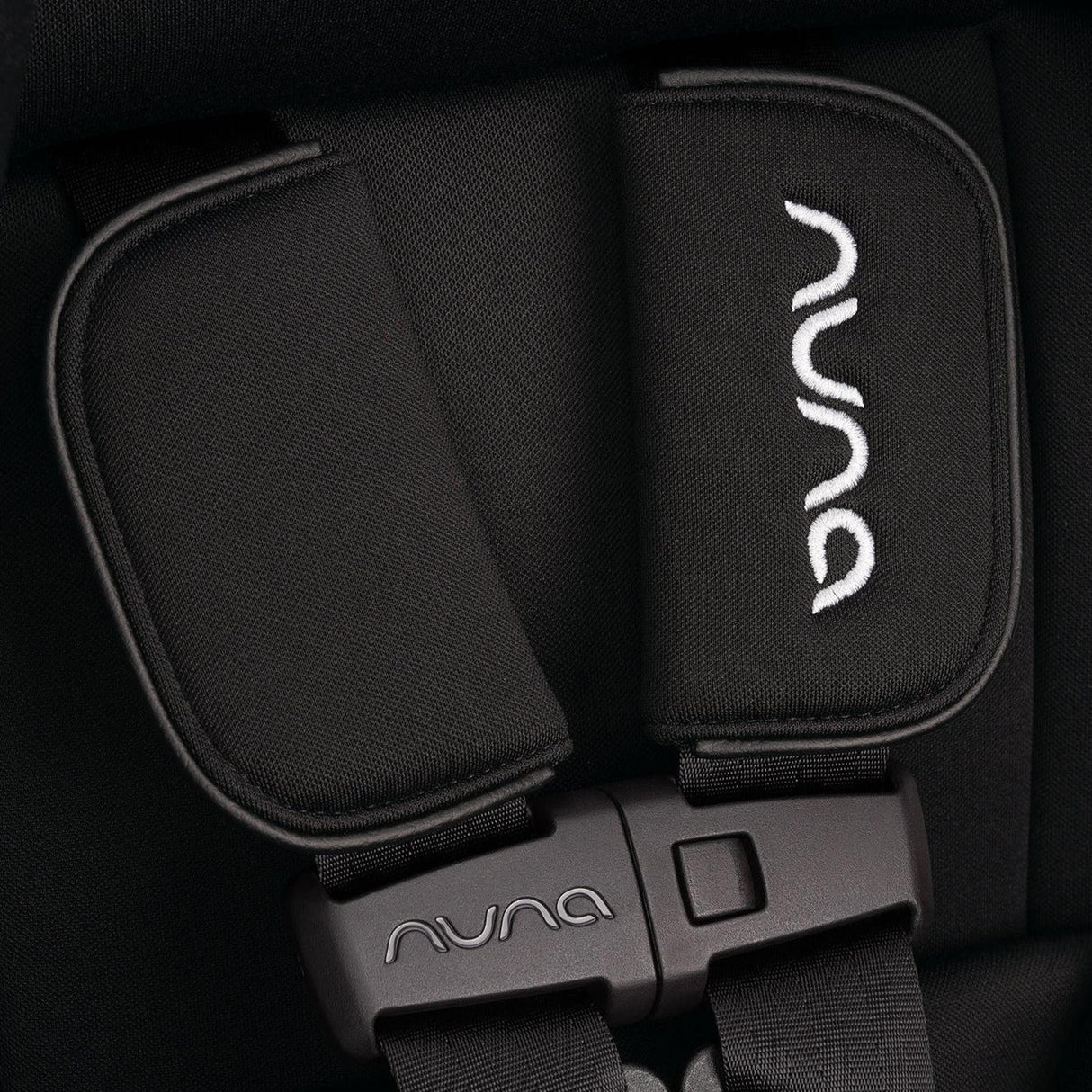 New! Nuna LUMN Harness Booster Seat