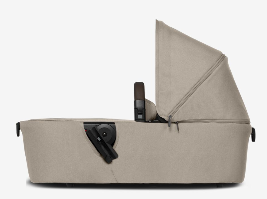 Joolz Aer+ cot