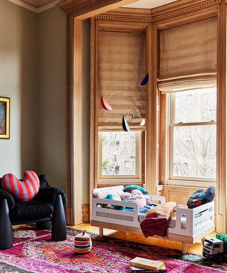  Conversion kit for transforming the Classic or Arbor crib into a toddler bed