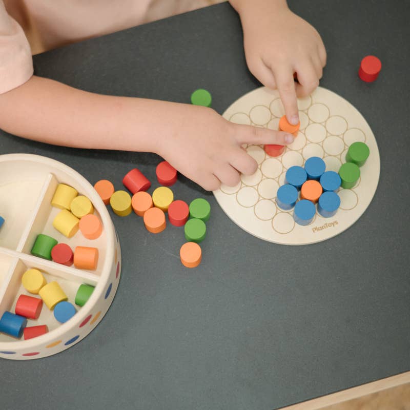 Pattern Peg Board With Container