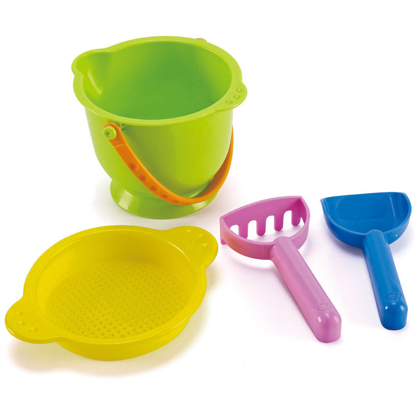Hape Beach Basics