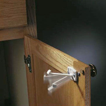 Kid Co. Swivel Cabinet/Drawer Lock - Tadpole