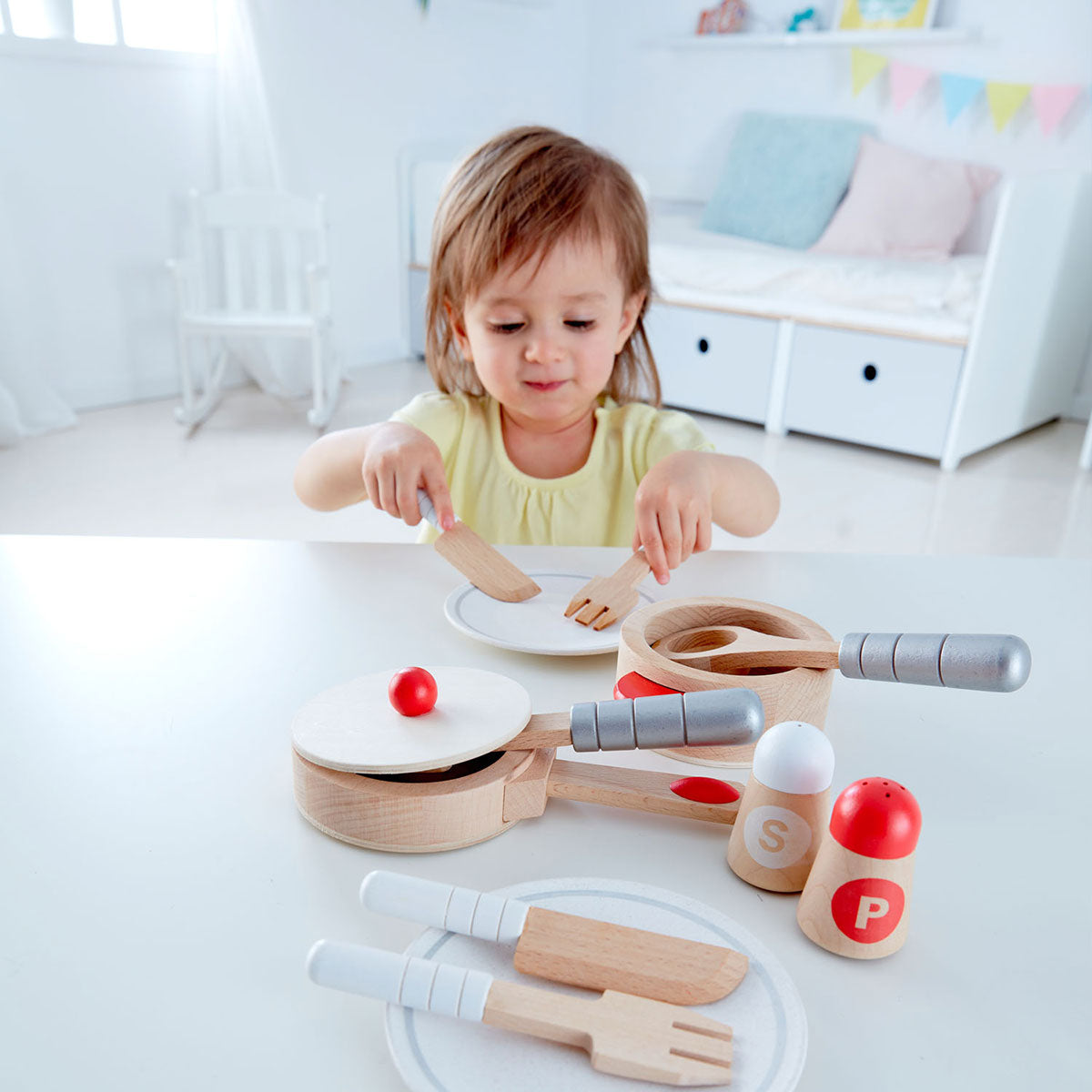 Hape Cook & Serve Set - Tadpole