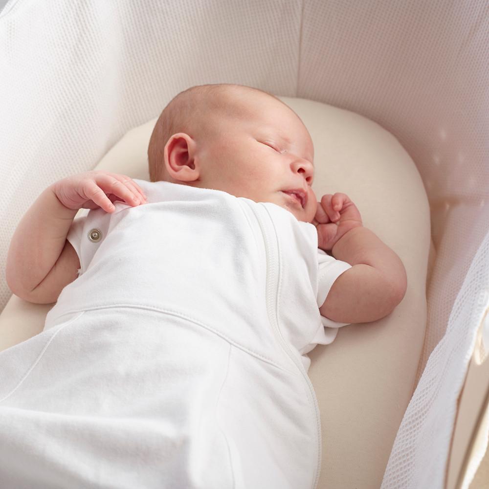 Moba Moses Basket + Mattress + Fitted Sheet - Tadpole