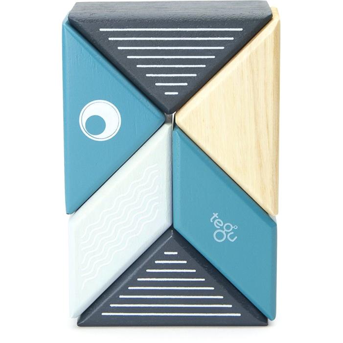 Tegu Travel Pals Whale - Tadpole