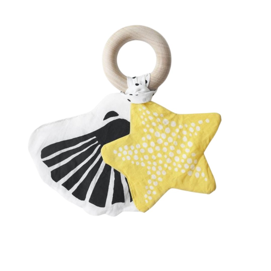 Wee Gallery Crinkle Teether